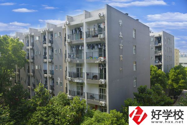 長沙高新技術(shù)工程學(xué)校環(huán)境如何？辦學(xué)優(yōu)勢在哪？